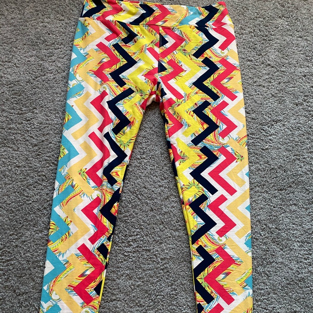 Brand new Lularoe TC leggings